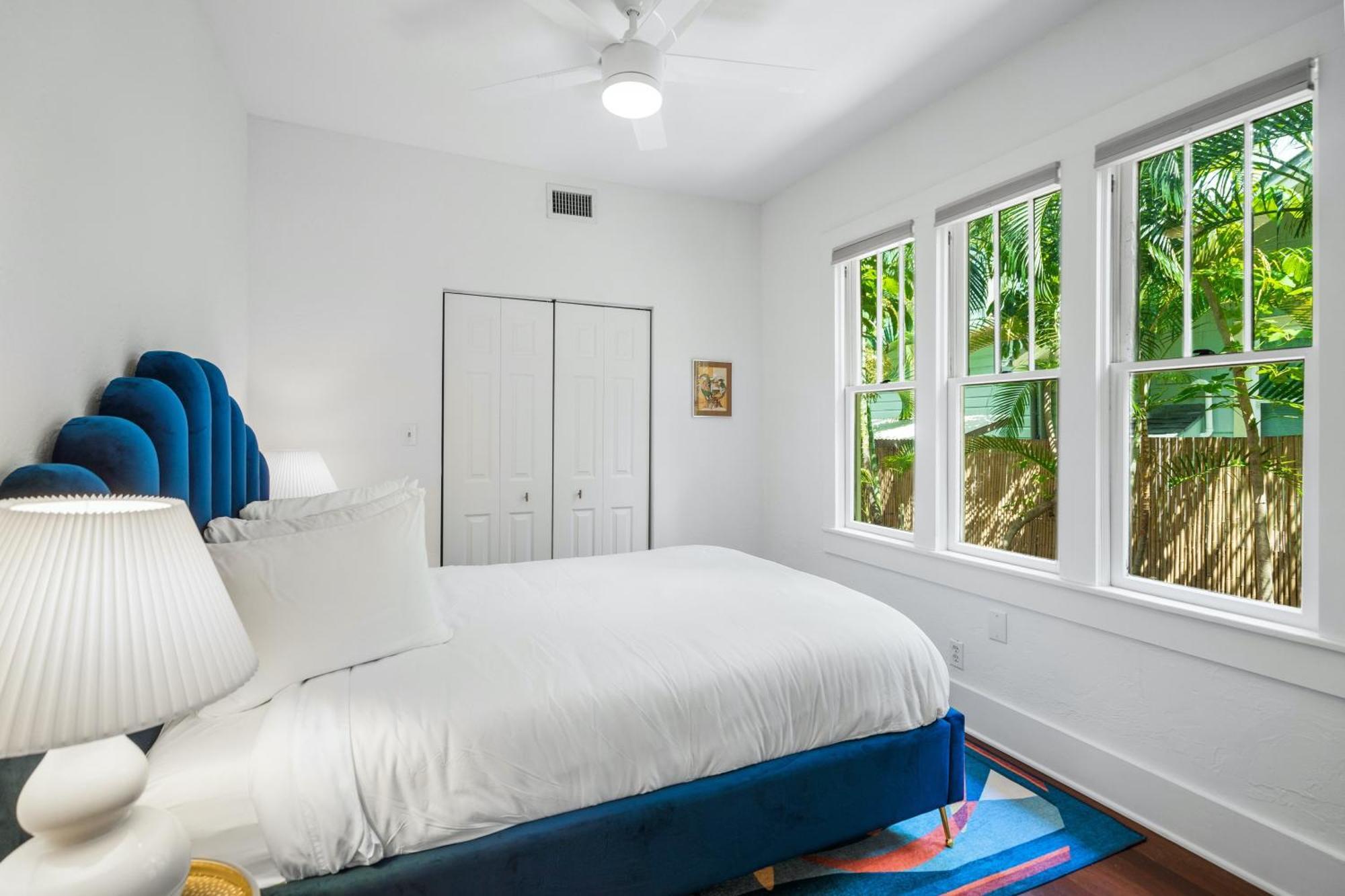 Julia Place Holiday home